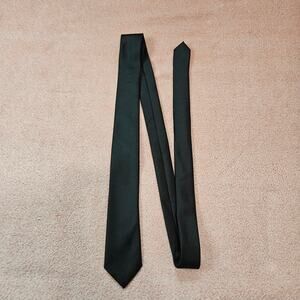 Bespoke New York Solid Black Slim Necktie